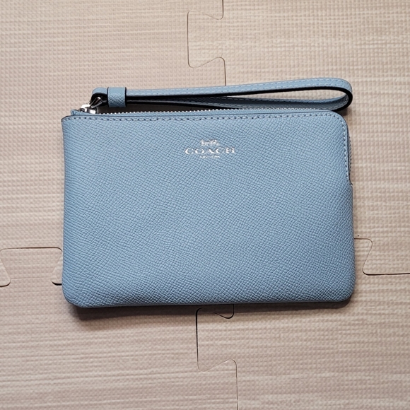 Coach Corner Zip Wristlet Blue - Picture 3 of 6